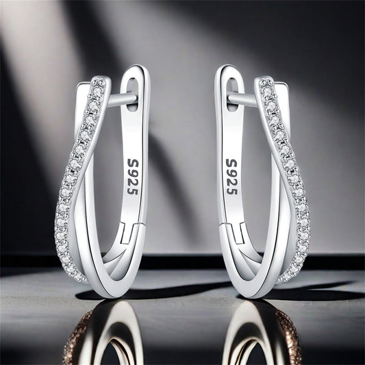 Aria Silver Hoops – 925 Sterling Zilveren Oorbellen met Sprankelende Harmonie